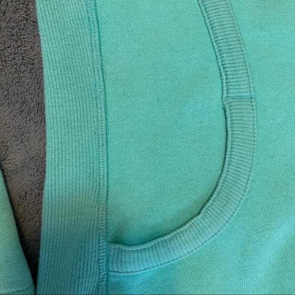 Lululemon Mint Green Scuba Hoodie - Picture 5 of 6